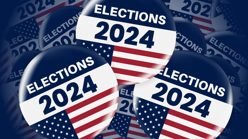 Pins för valet i USA 2024 med texten "Elections 2024" och mönster av den amerikanska flaggan.