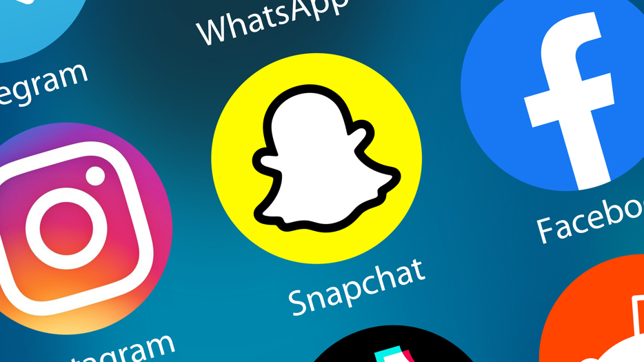 ikoner på en skärm för instagram, snapchat och facebook