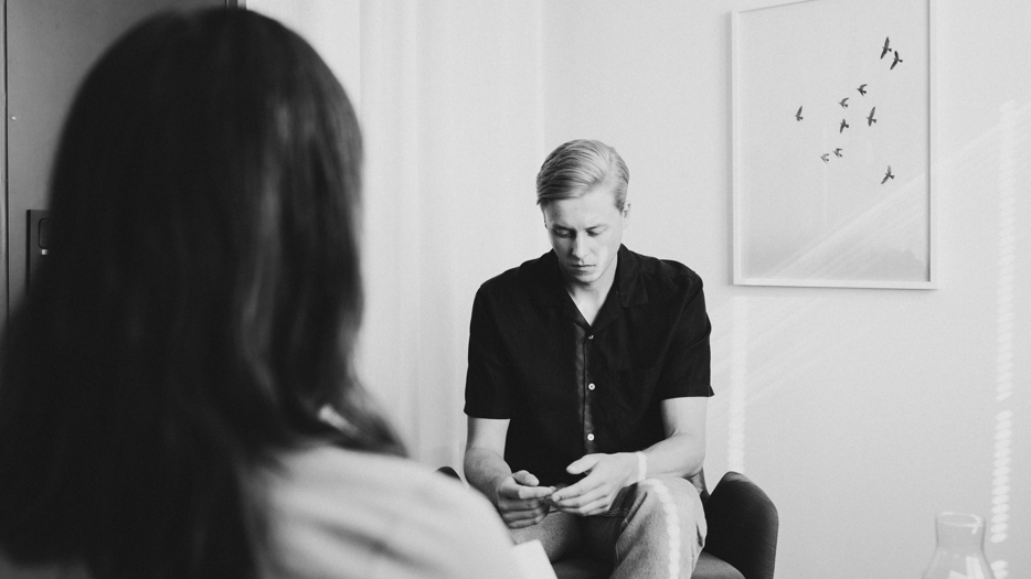 Man in counselling.